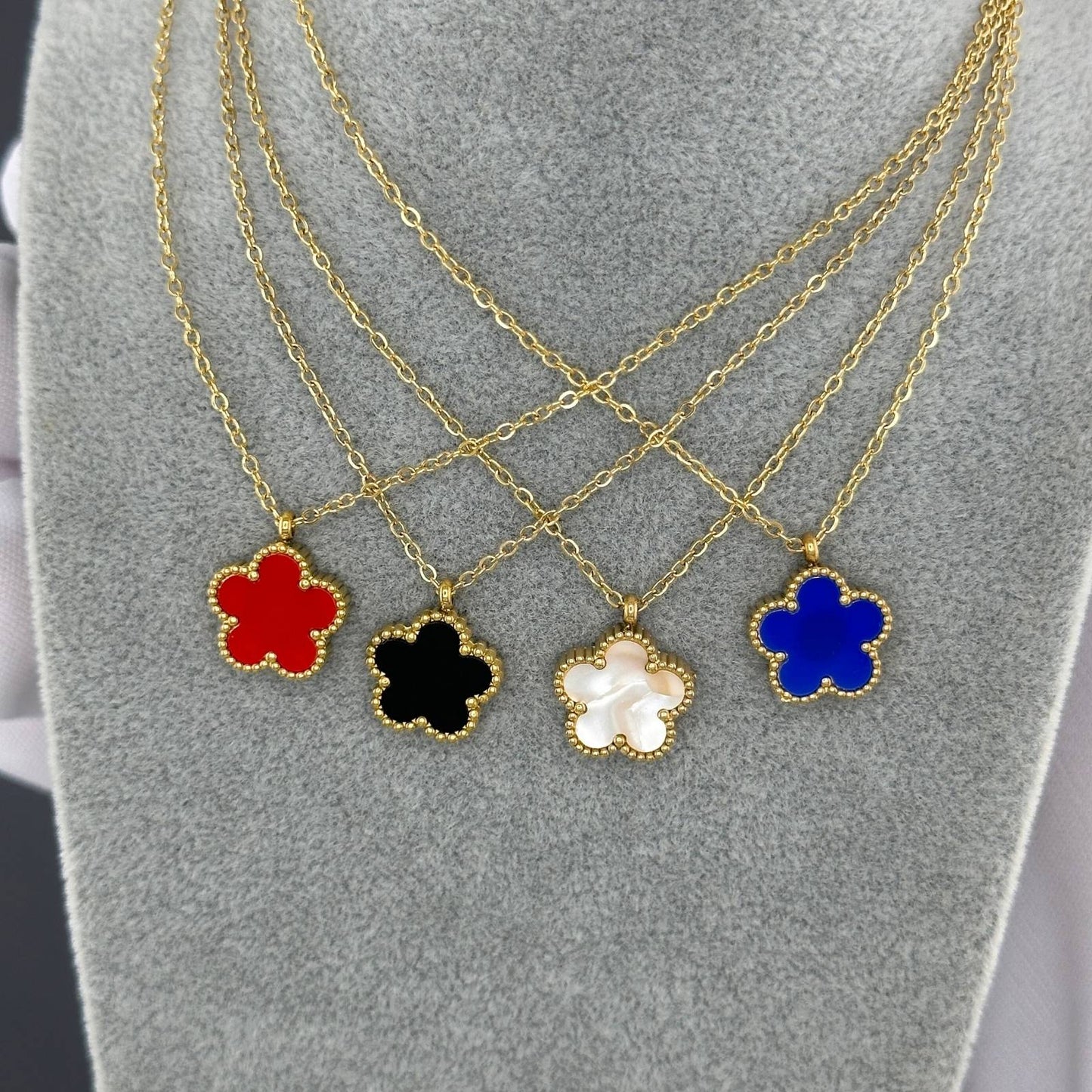 18K gold plated Stainless steel  Flower necklace, Mashalla